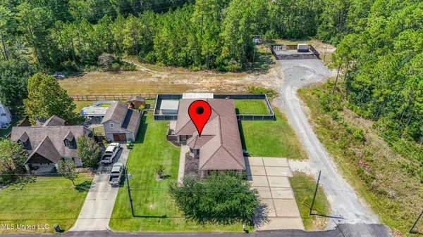 $2,500 | 15301 Parker Road, Biloxi, MS 39532