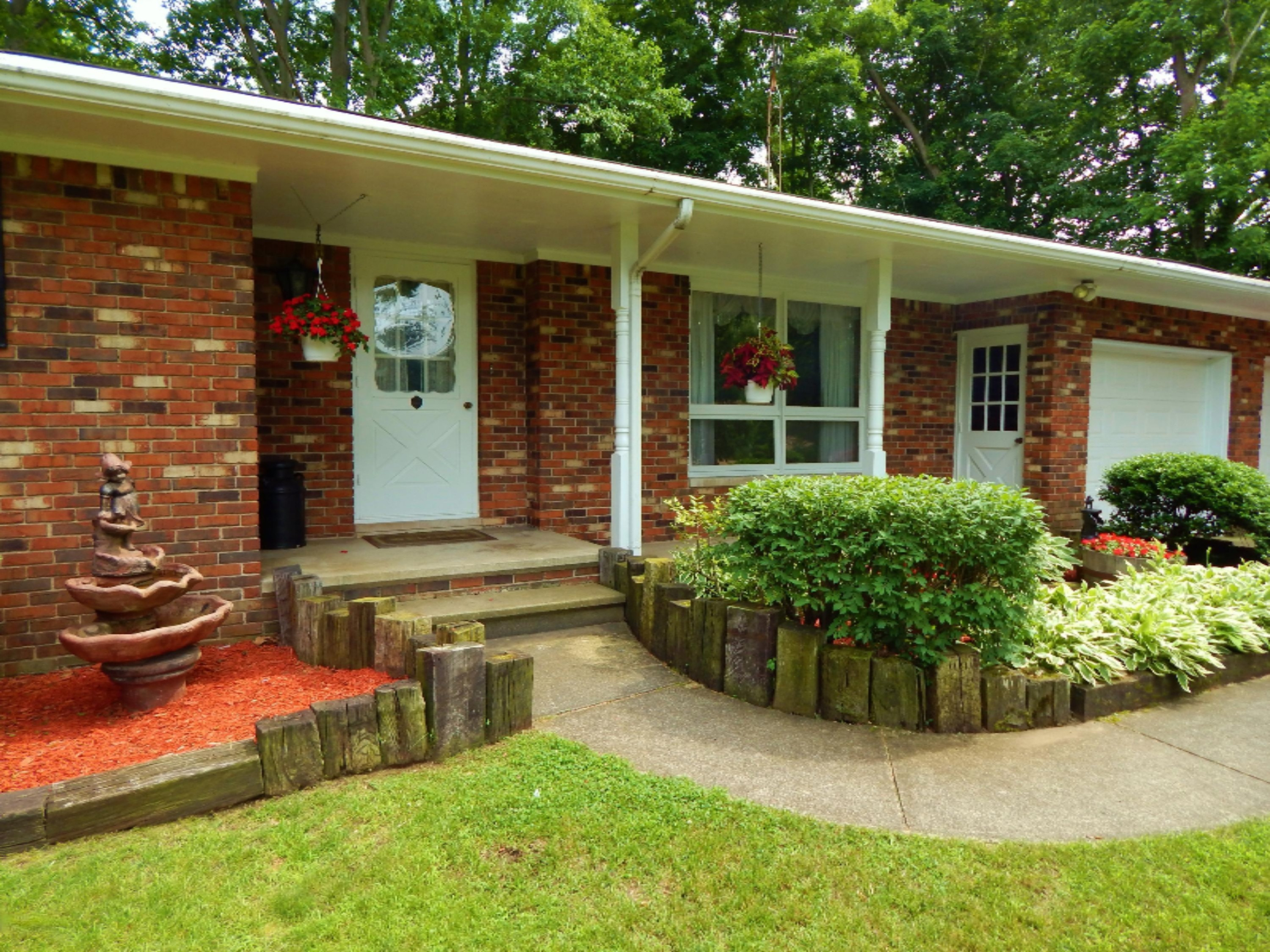 8550 Elm Valley Road Three Oaks, MI 49128 - Photo 37 of 50 DSCN3252