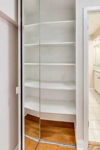 $225,000 | 1560 North Sandburg Terrace, Unit 510, Chicago, IL 60610