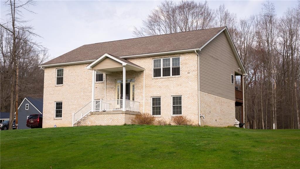 86 Blom Road Grove City, PA 16127 - Photo 1 of 25