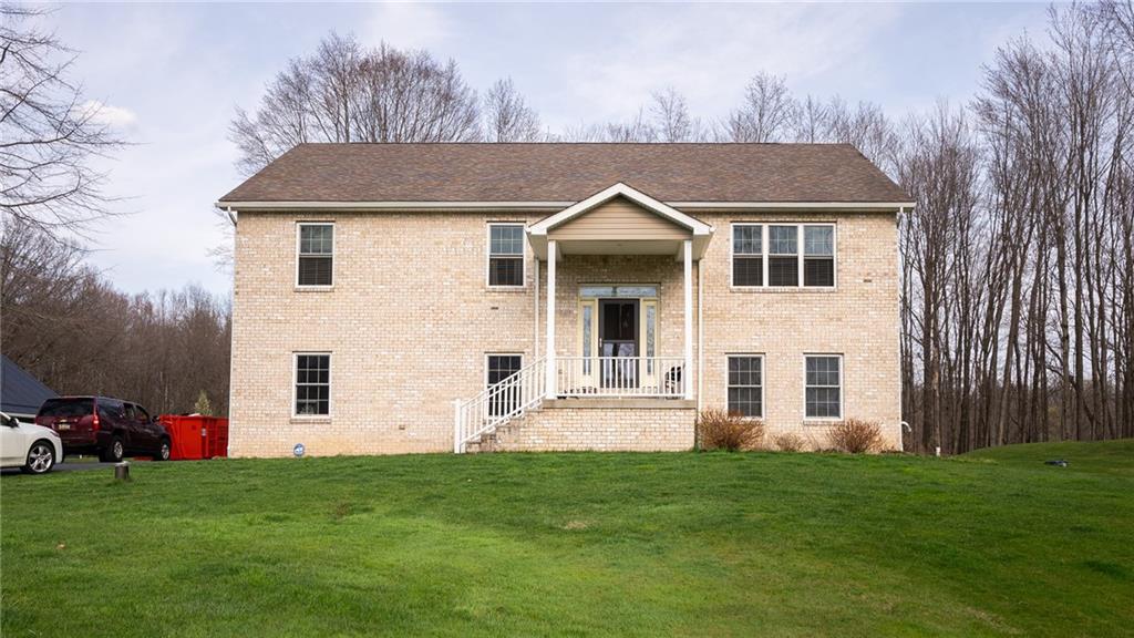 86 Blom Road Grove City, PA 16127 - Photo 2 of 25