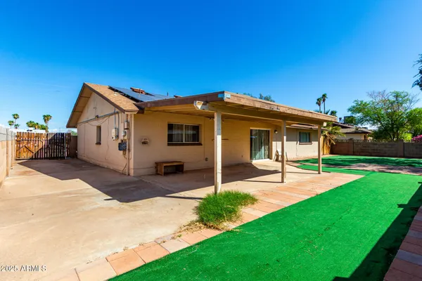 $389,900 | 15022 North 35th Avenue, Phoenix, AZ 85053