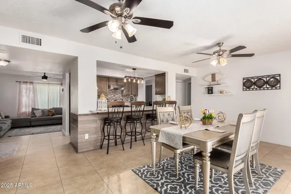 $389,900 | 15022 North 35th Avenue, Phoenix, AZ 85053