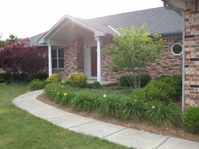 8534 Patterson Road Hilliard, OH 43026 - Photo 3 of 17 Gallery Image 3
