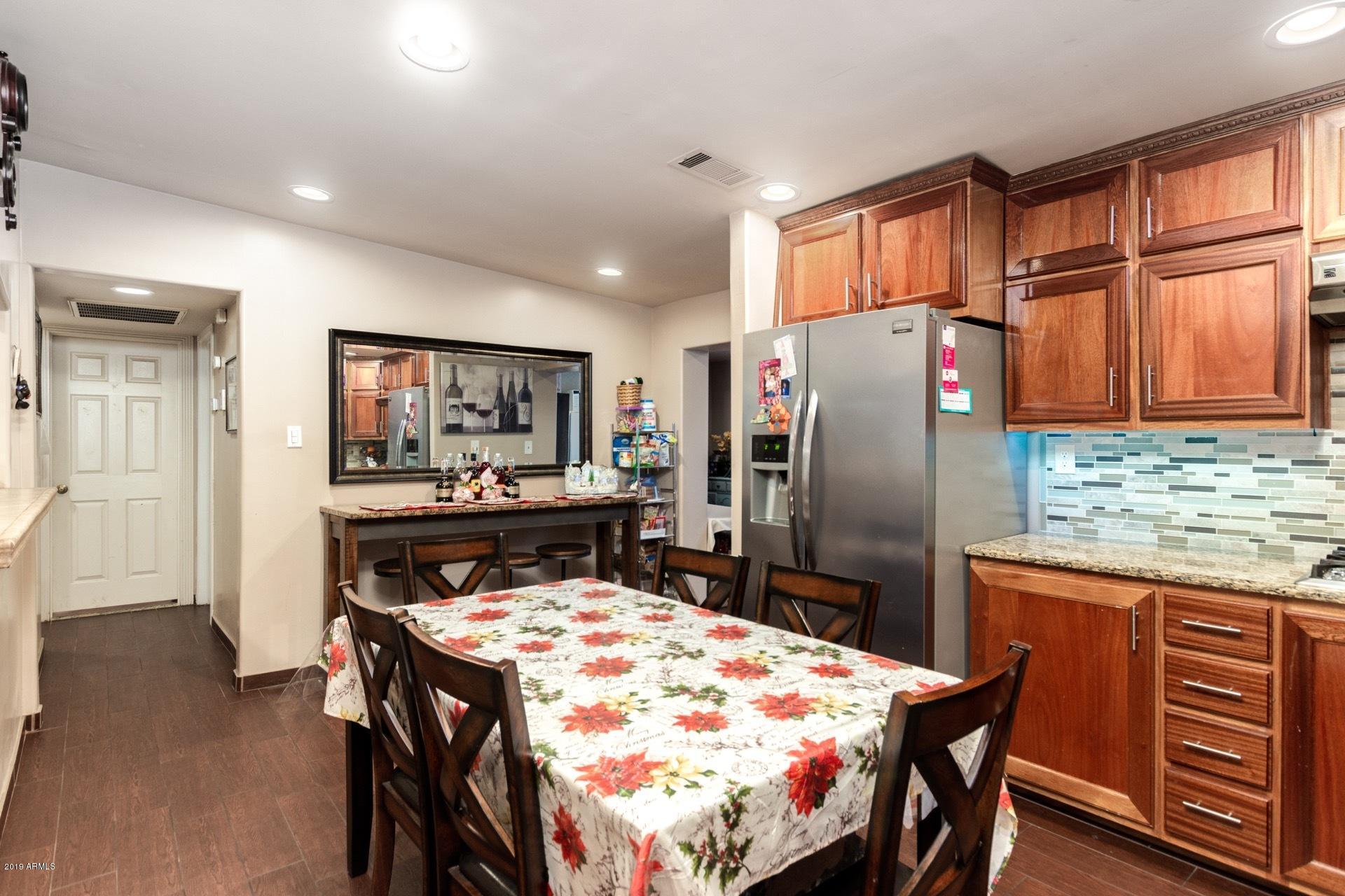 1532 West Chipman Road Phoenix, AZ 85041 - Photo 11 of 37 0011-Chipman - 1532 (13)