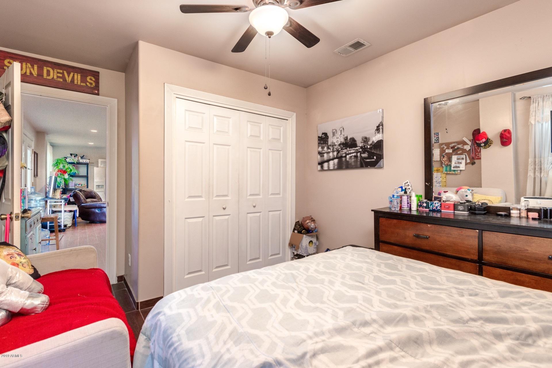 1532 West Chipman Road Phoenix, AZ 85041 - Photo 23 of 37 0023-Chipman - 1532 (26)