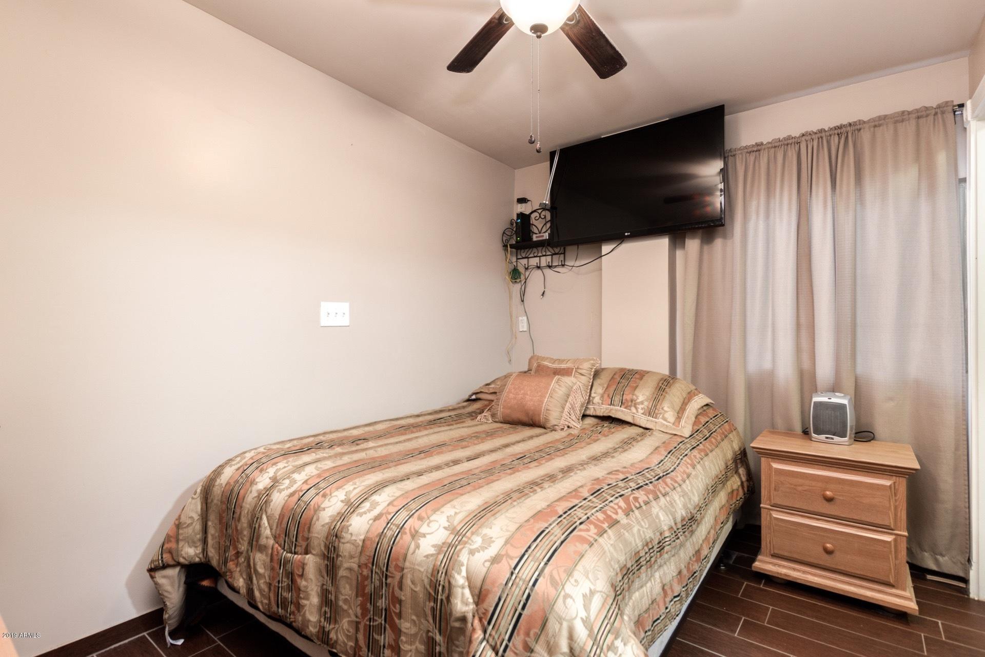 1532 West Chipman Road Phoenix, AZ 85041 - Photo 24 of 37 0024-Chipman - 1532 (27)