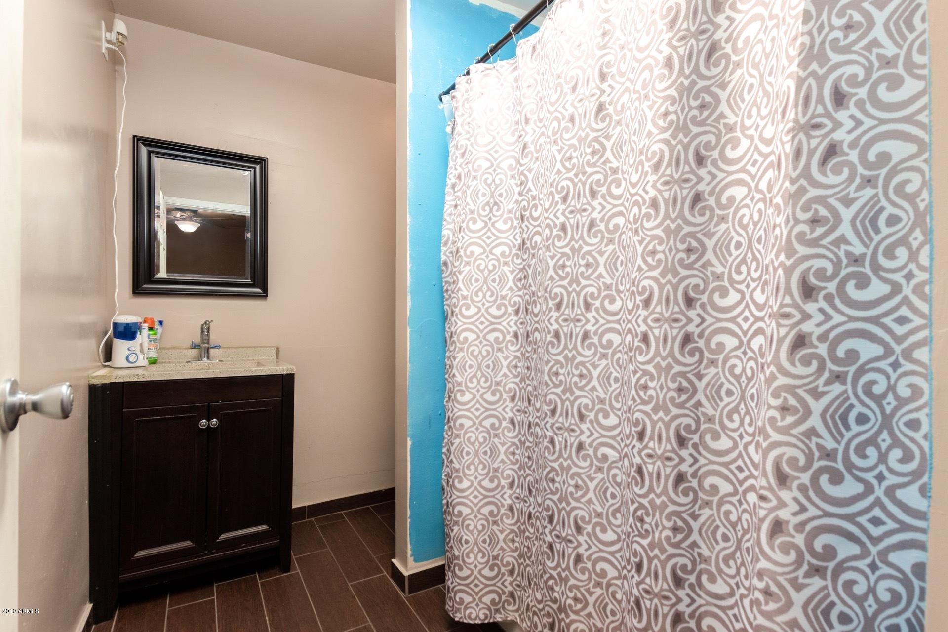 1532 West Chipman Road Phoenix, AZ 85041 - Photo 26 of 37 0026-Chipman - 1532 (29)