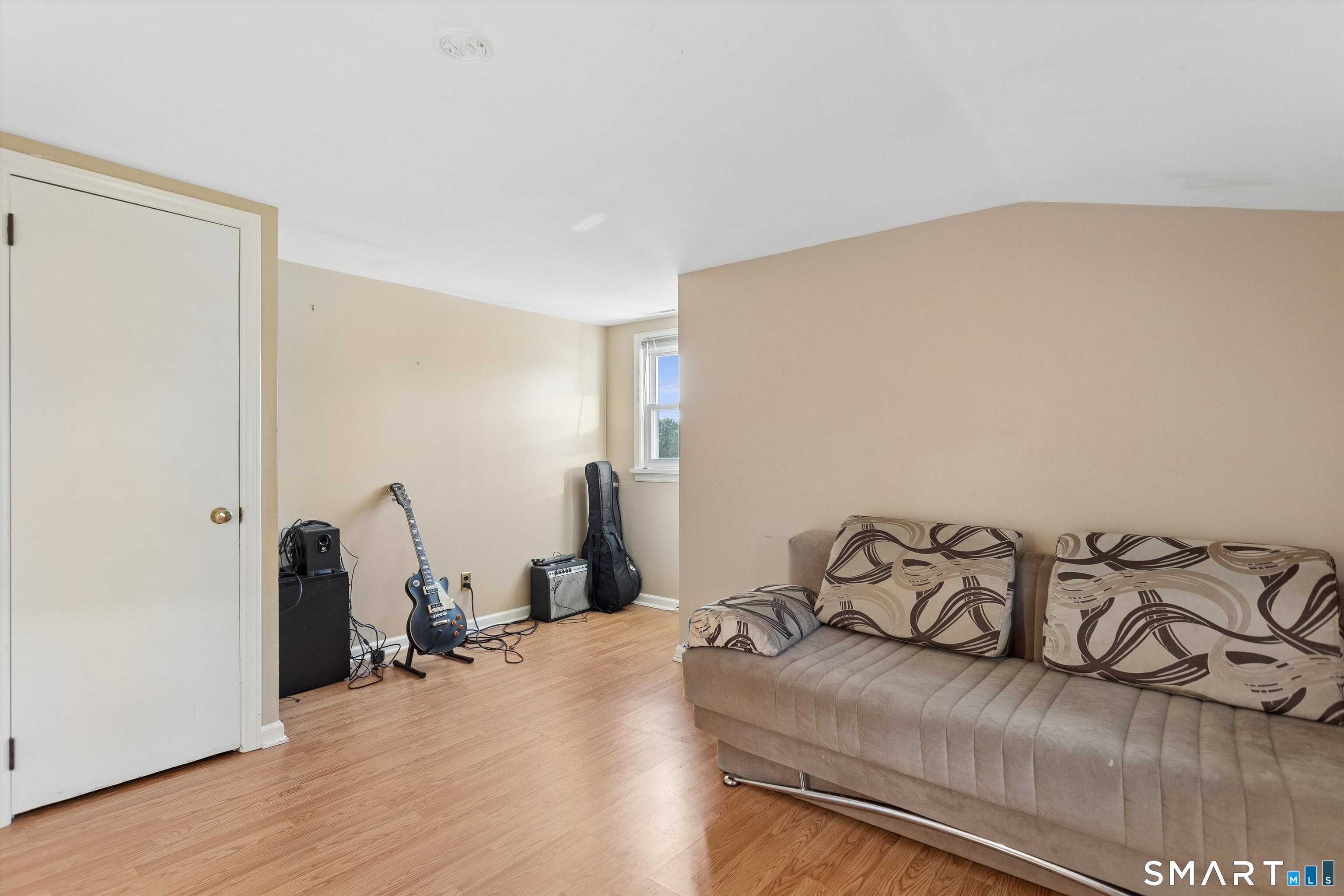 4 Eagle Road Norwalk, CT 06850 - Photo 22 of 39