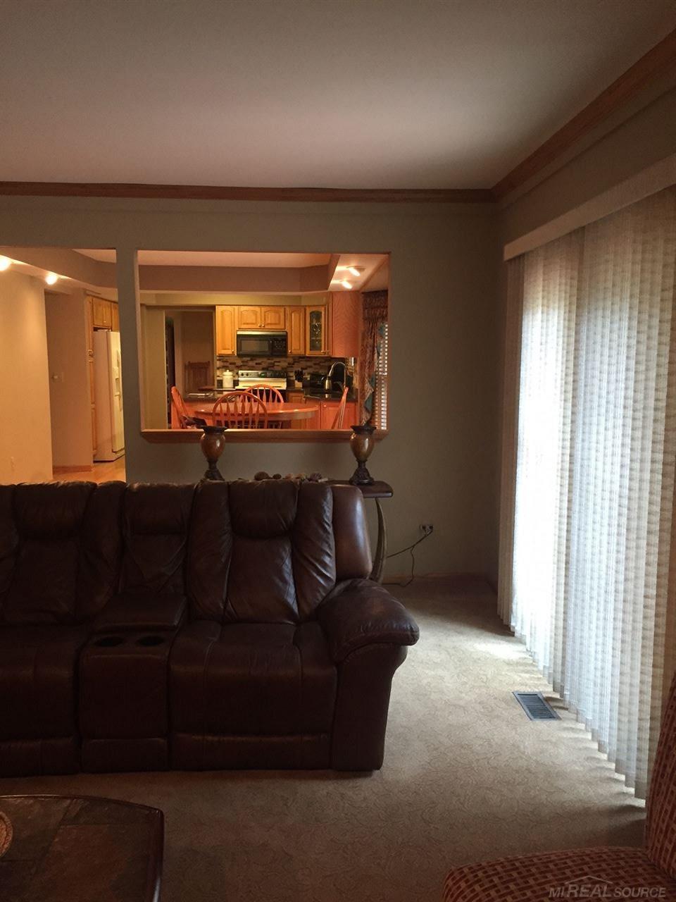 61356 North Ridge Trail Washington, MI 48094 - Photo 7 of 42 31300711-6.JPG