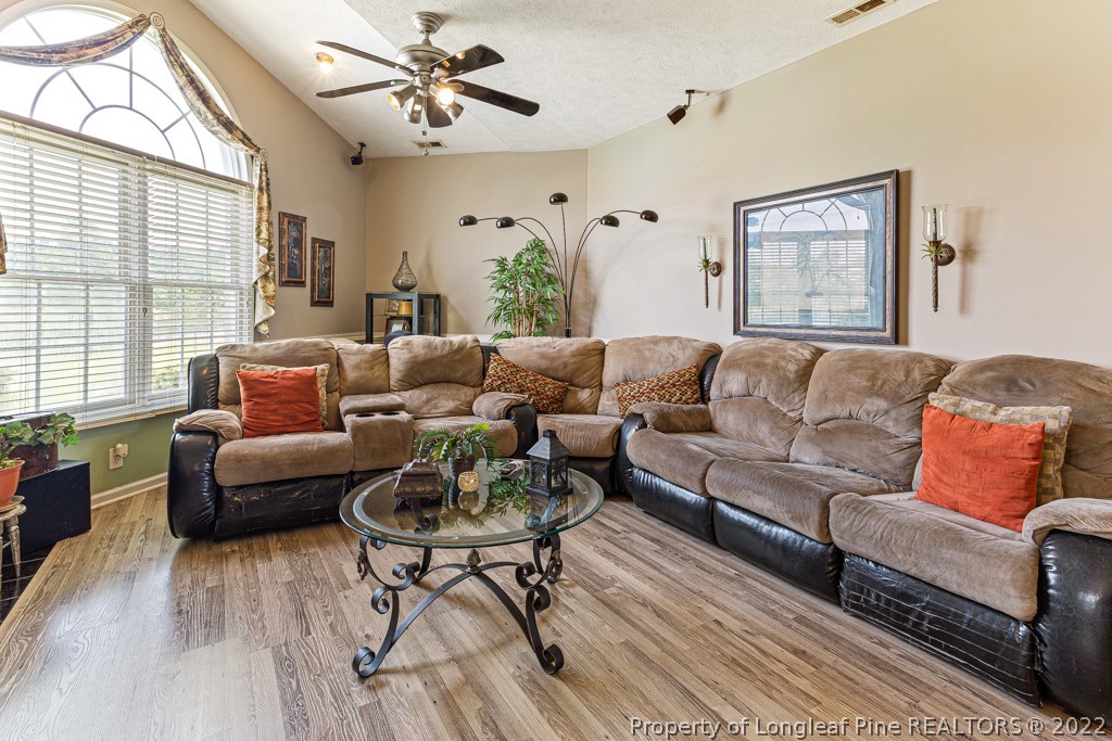 7033 Roslin Farm Road Hope Mills, NC 28348 - Photo 10 of 50 Gallery Image 10
