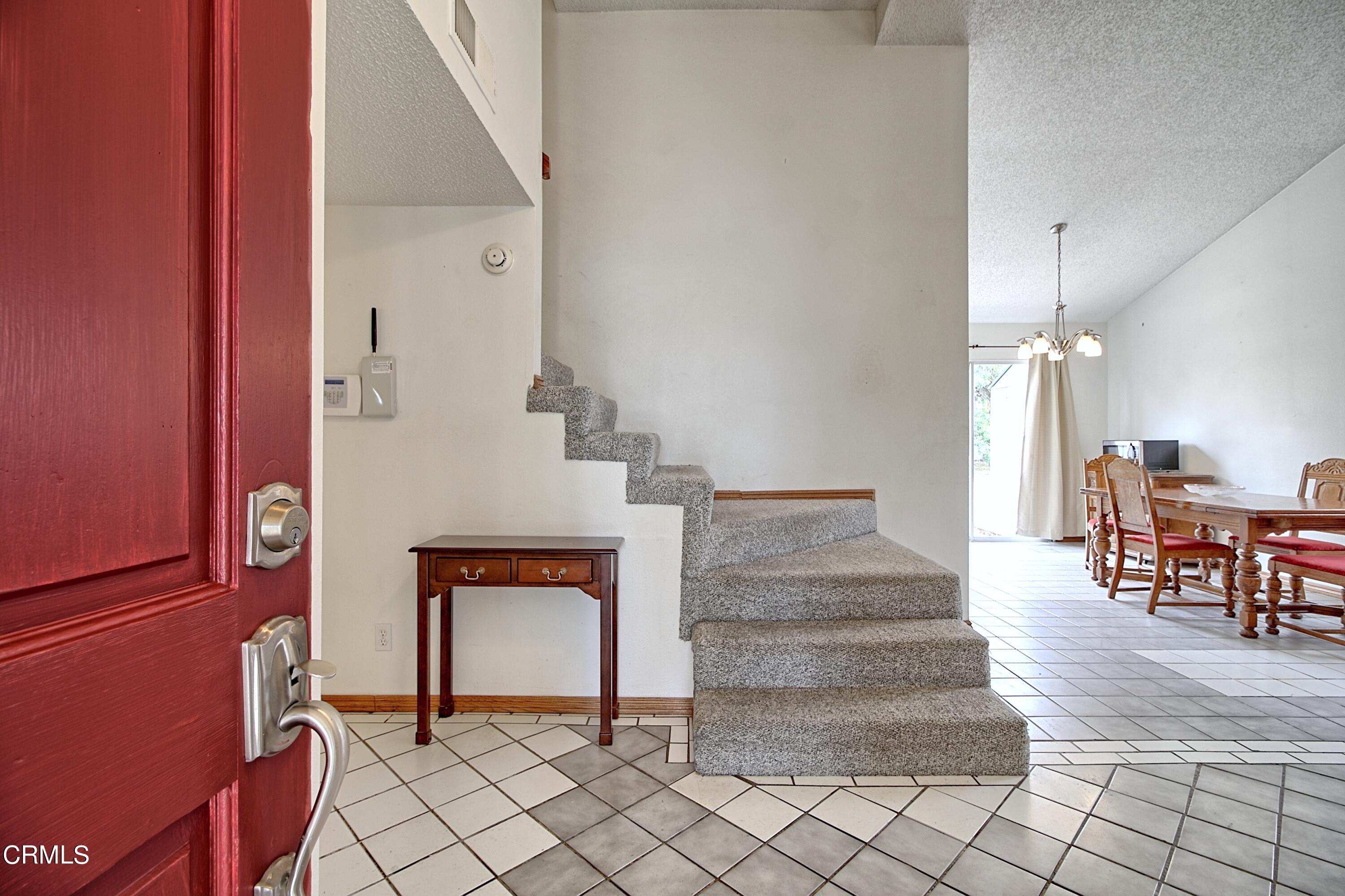 1111 Rivas Lane Oxnard, CA 93035 - Photo 3 of 28 024 (45)