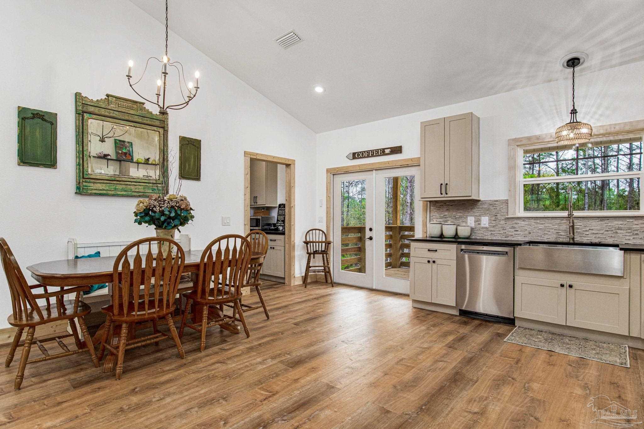 1797 Pearson Road Milton, FL 32583 - Photo 7 of 33 Gallery Image 7