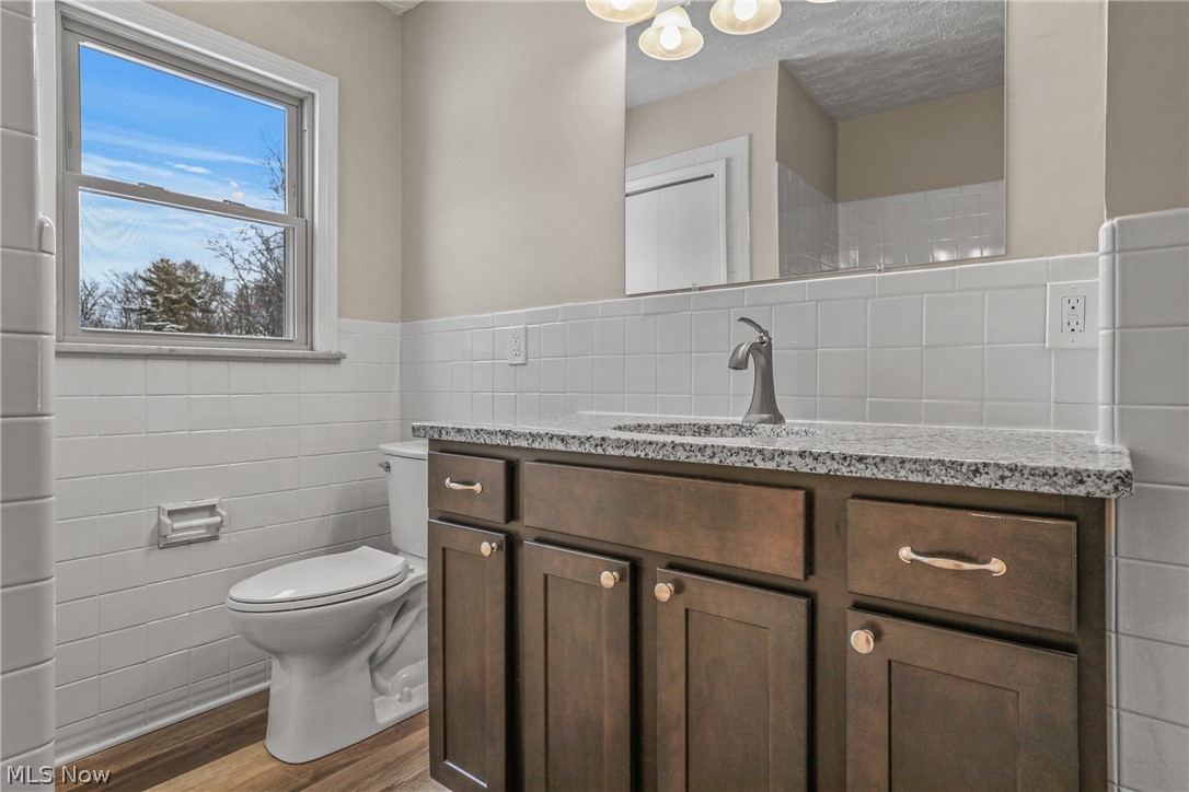 5527 Wilson Mills Road Cleveland, OH 44143 - Photo 11 of 34