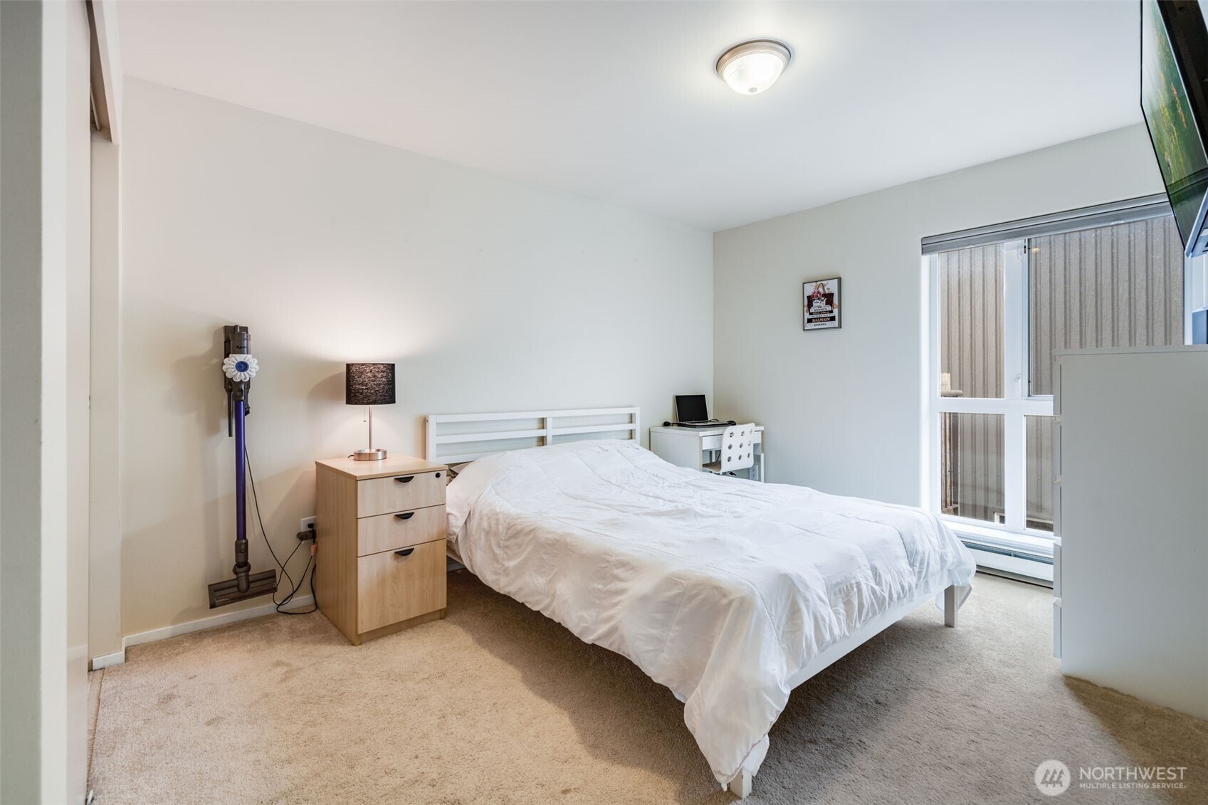 4020 Aurora Avenue North, Unit 403 Seattle, WA 98103 - Photo 20 of 37