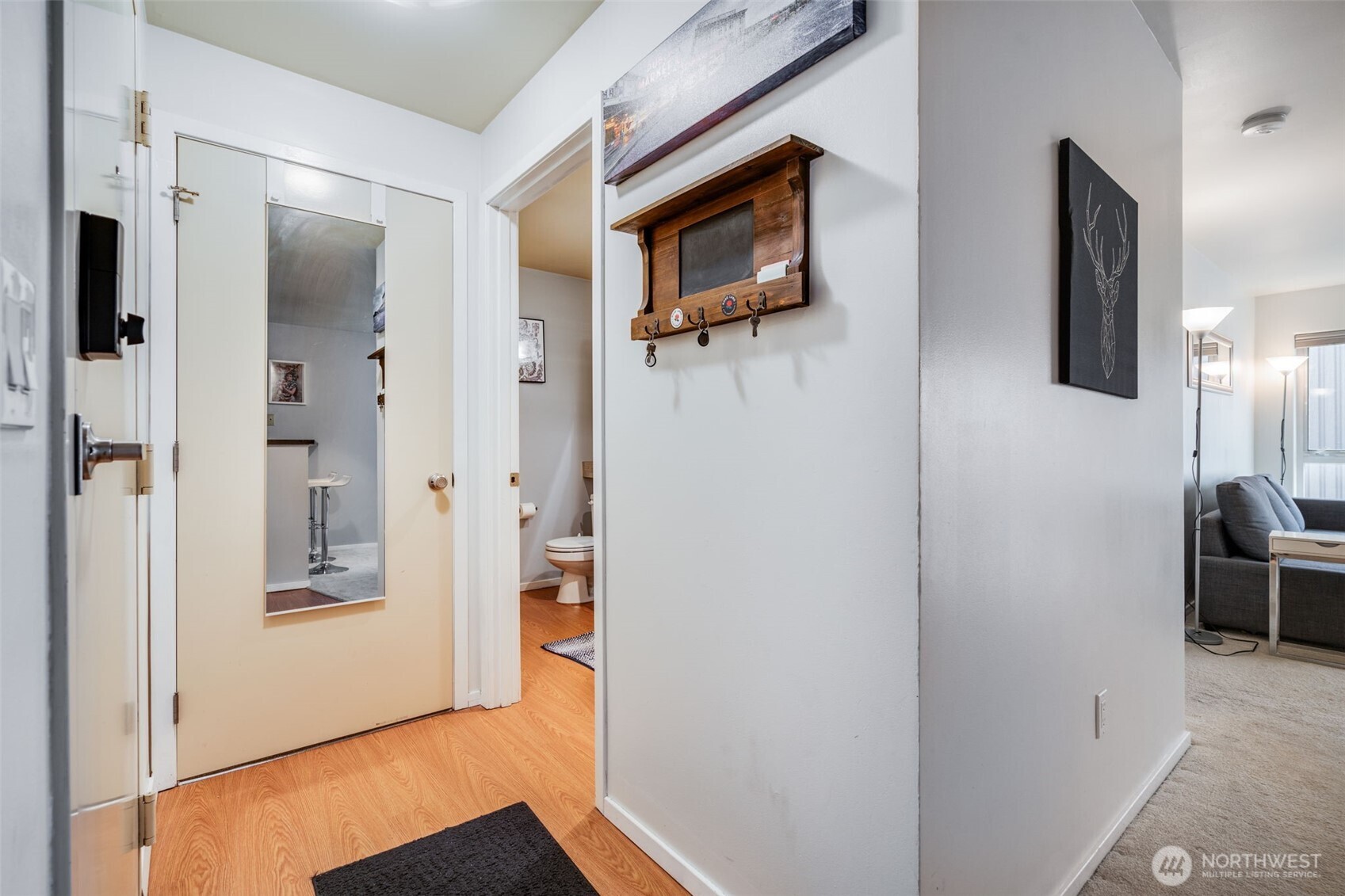 4020 Aurora Avenue North, Unit 403 Seattle, WA 98103 - Photo 22 of 37