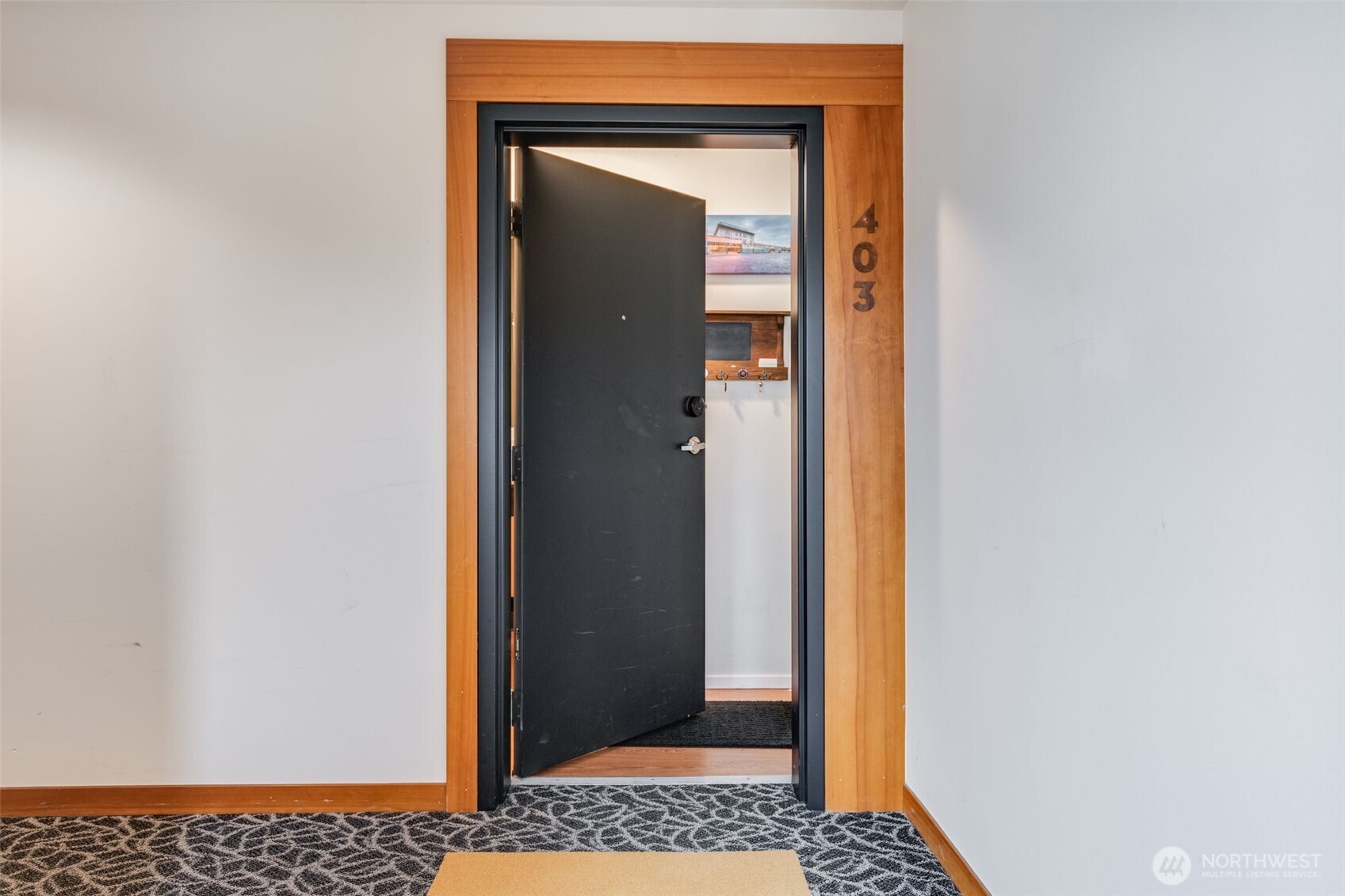 4020 Aurora Avenue North, Unit 403 Seattle, WA 98103 - Photo 26 of 37