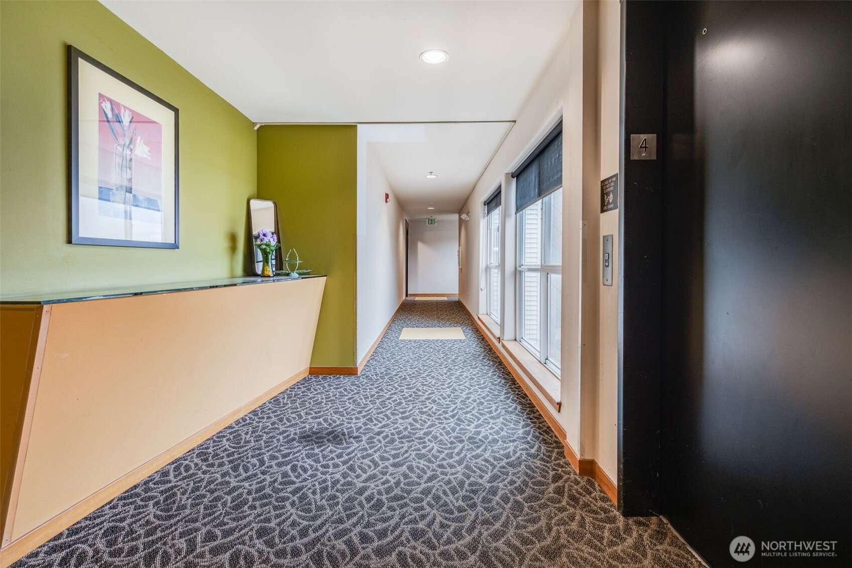 4020 Aurora Avenue North, Unit 403 Seattle, WA 98103 - Photo 28 of 37