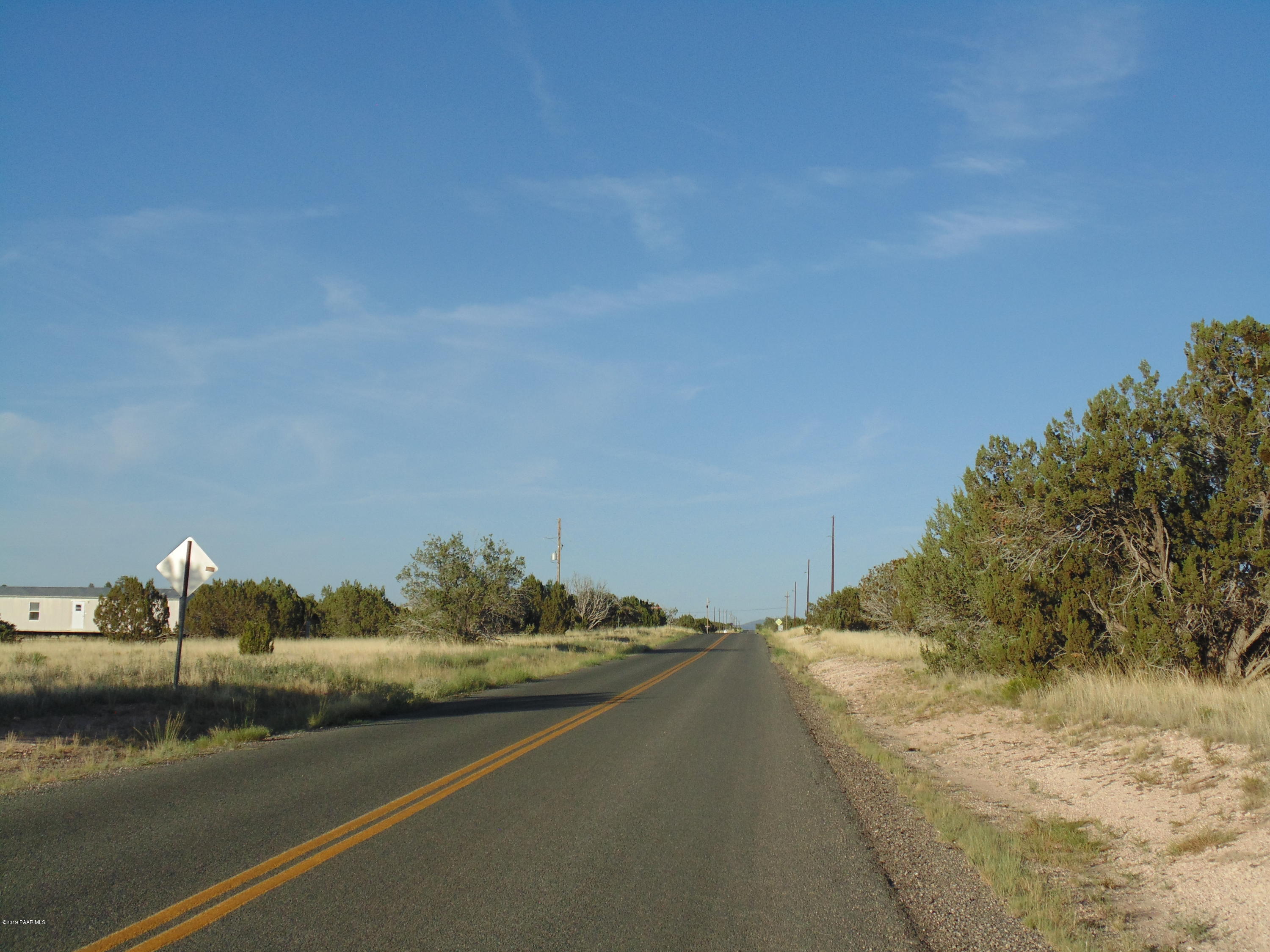 27525 Fort Rock Road Seligman, AZ 86337 - Photo 11 of 12 DSC04676