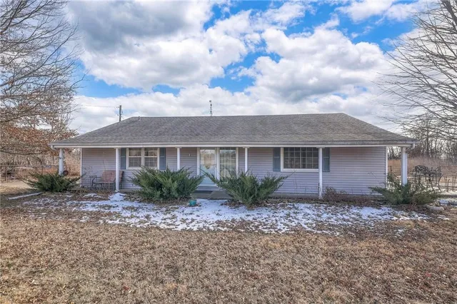 $135,000 | 21001 East 307th Street, Harrisonville, MO 64701
