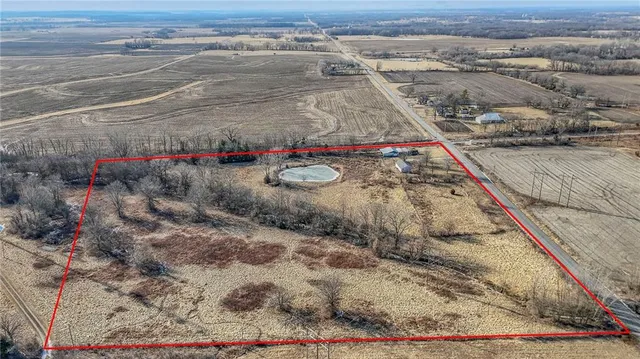 $135,000 | 21001 East 307th Street, Harrisonville, MO 64701