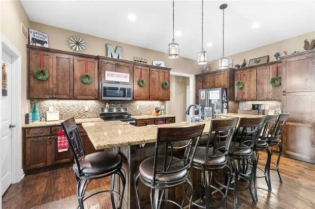 $815,000 | 24992 Cr 234 Road, Carrollton, MO 64633