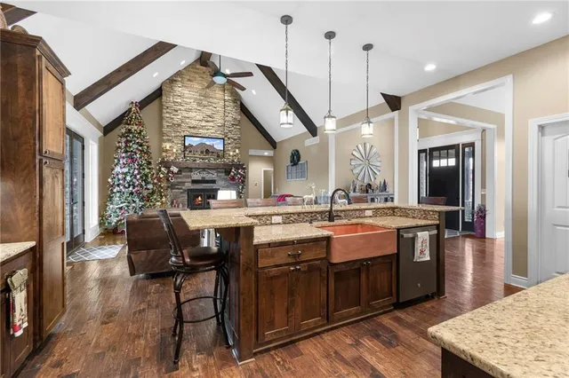 $815,000 | 24992 Cr 234 Road, Carrollton, MO 64633