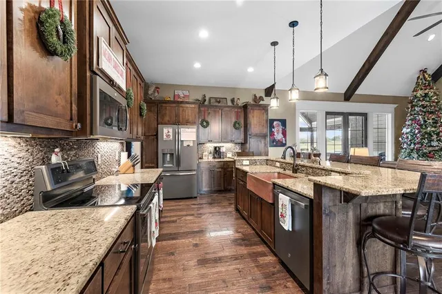 $815,000 | 24992 Cr 234 Road, Carrollton, MO 64633