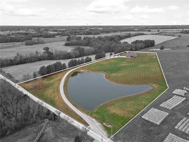 $815,000 | 24992 Cr 234 Road, Carrollton, MO 64633