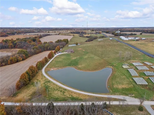 $815,000 | 24992 Cr 234 Road, Carrollton, MO 64633