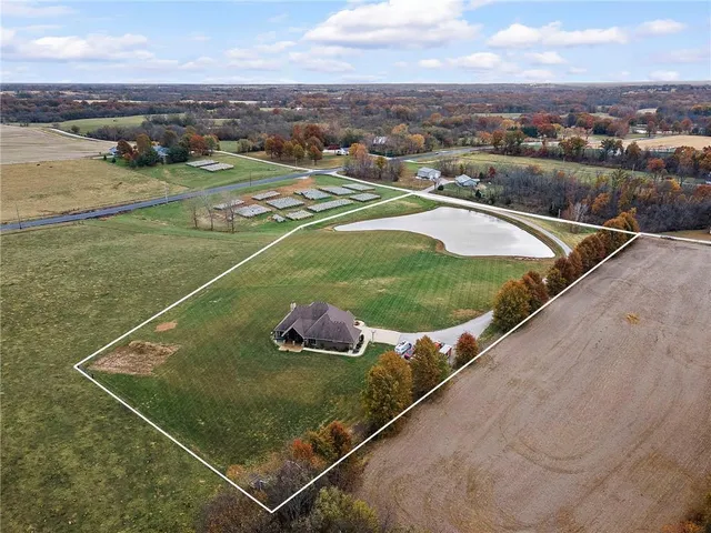 $815,000 | 24992 Cr 234 Road, Carrollton, MO 64633