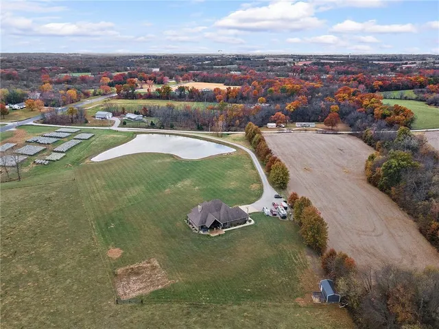 $815,000 | 24992 Cr 234 Road, Carrollton, MO 64633