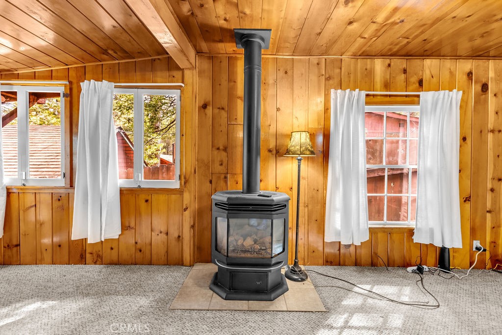 53705 Country Club Drive Idyllwild, CA 92549 - Photo 12 of 26 a living room with a couch and a window