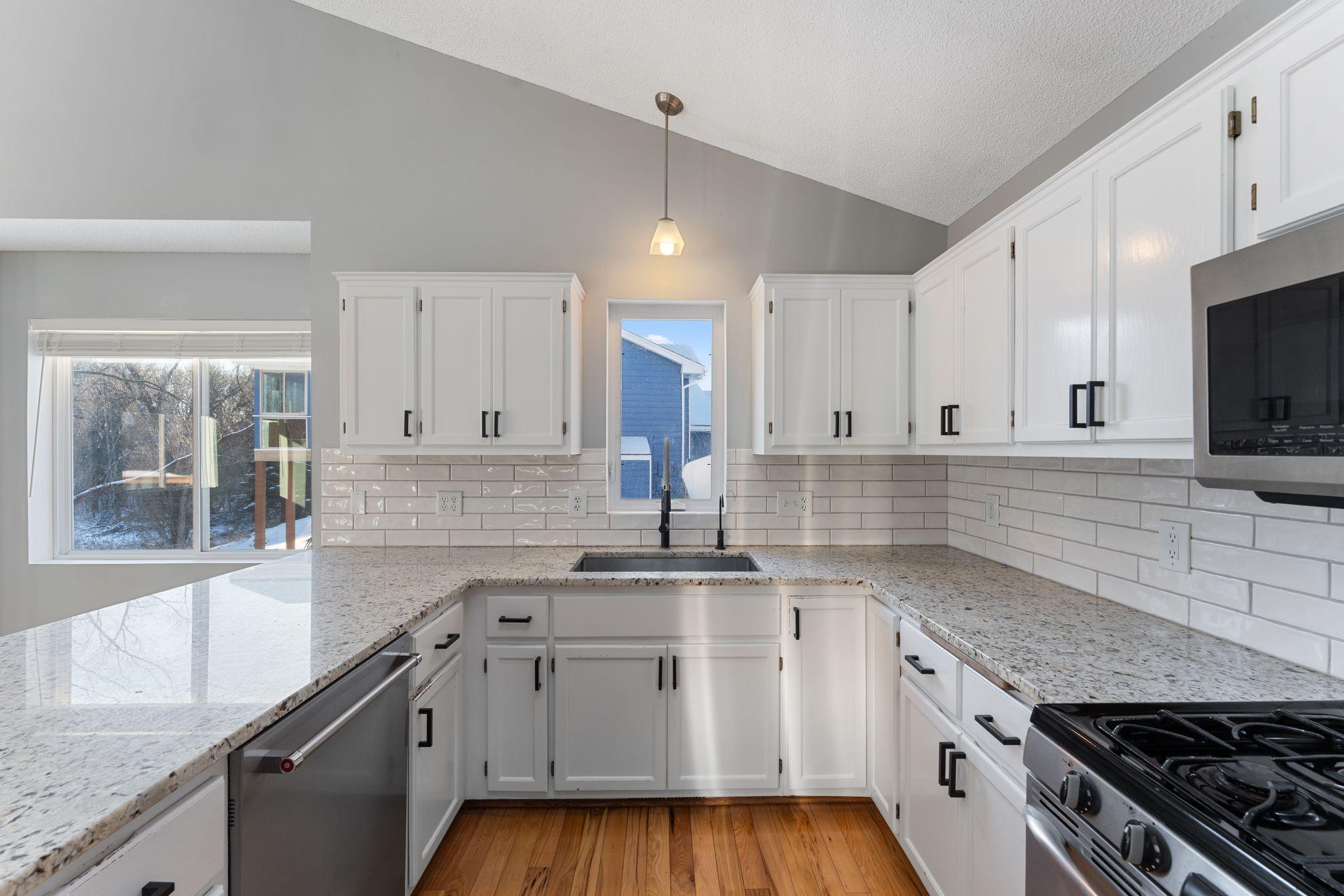 14553 O'Connell Road Savage, MN 55378 - Photo 18 of 41