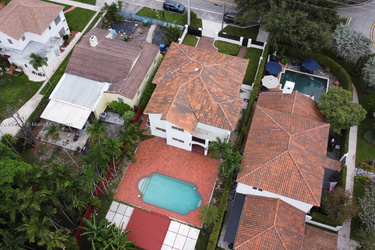 210 Southwest 28th Road Miami, FL 33129 - Photo 3 of 41 Aerial View/Back