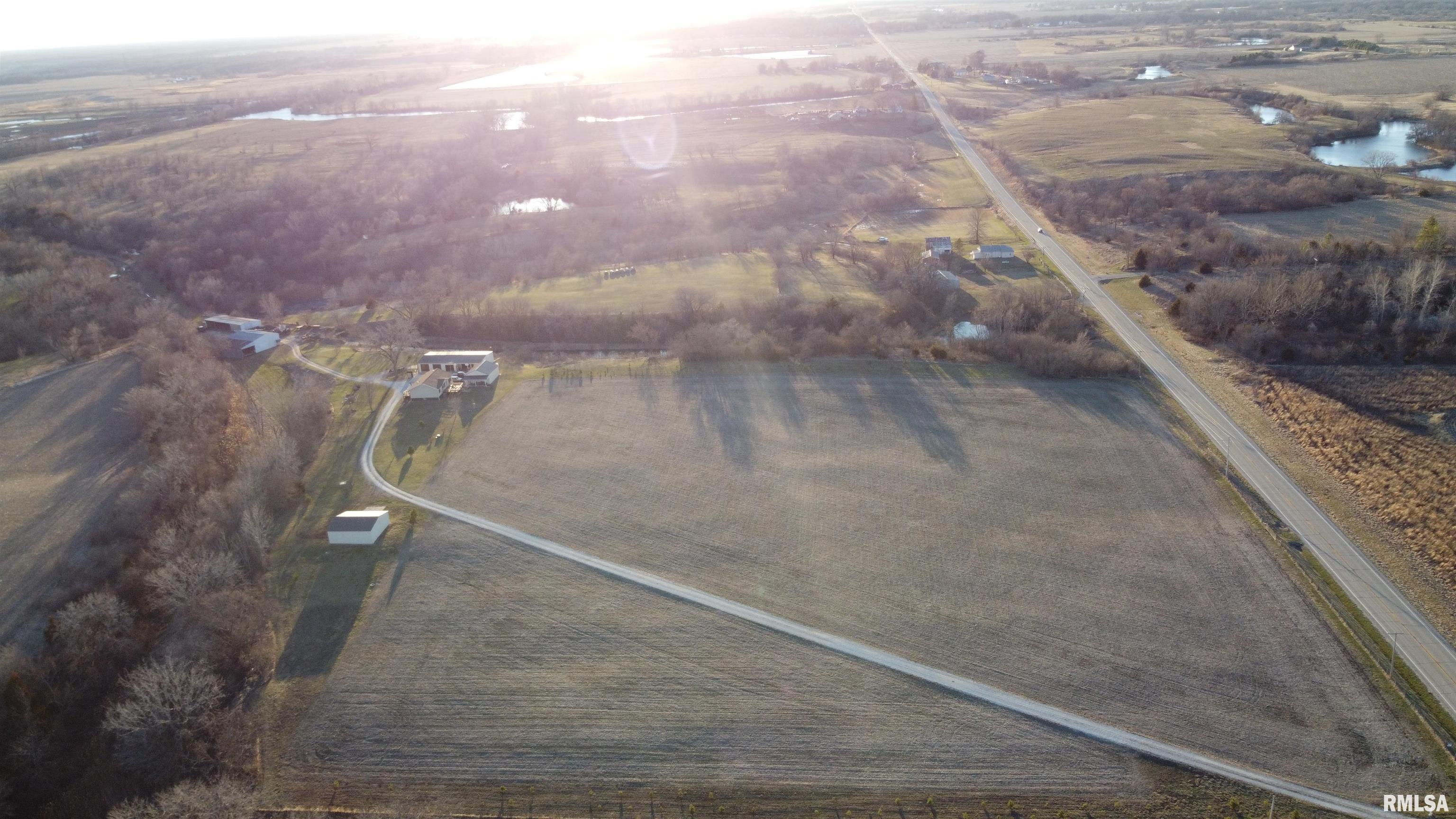15701 E Highway Canton, IL 61520 - Photo 1 of 78