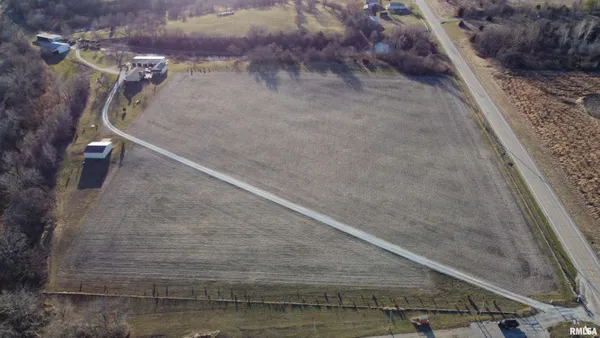 $419,000 | 15701 E Highway, Canton, IL 61520
