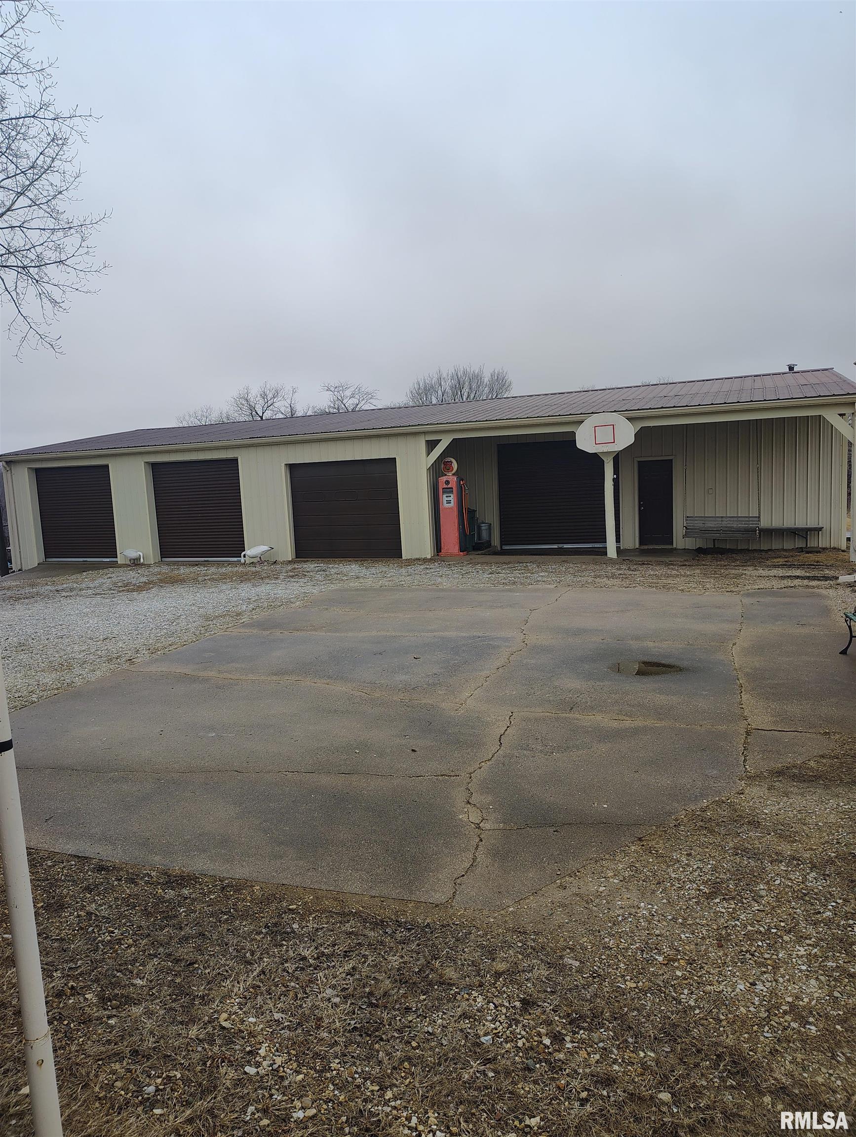 15701 E Highway Canton, IL 61520 - Photo 31 of 78