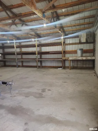 $419,000 | 15701 E Highway, Canton, IL 61520