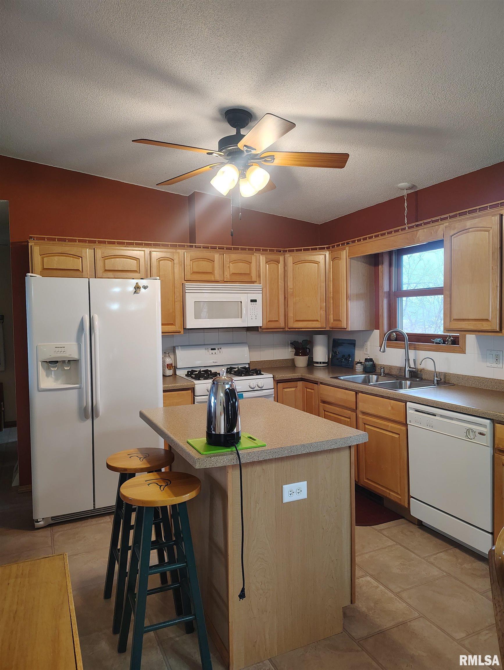 15701 E Highway Canton, IL 61520 - Photo 42 of 78