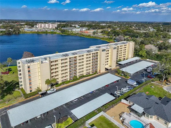 $1,500 | 700 Mirror Terrace Northwest, Unit 705, Winter Haven, FL 33881