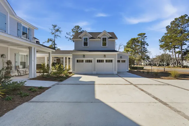 $1,195,000 | 70 Clifton Drive, Okatie, SC 29909