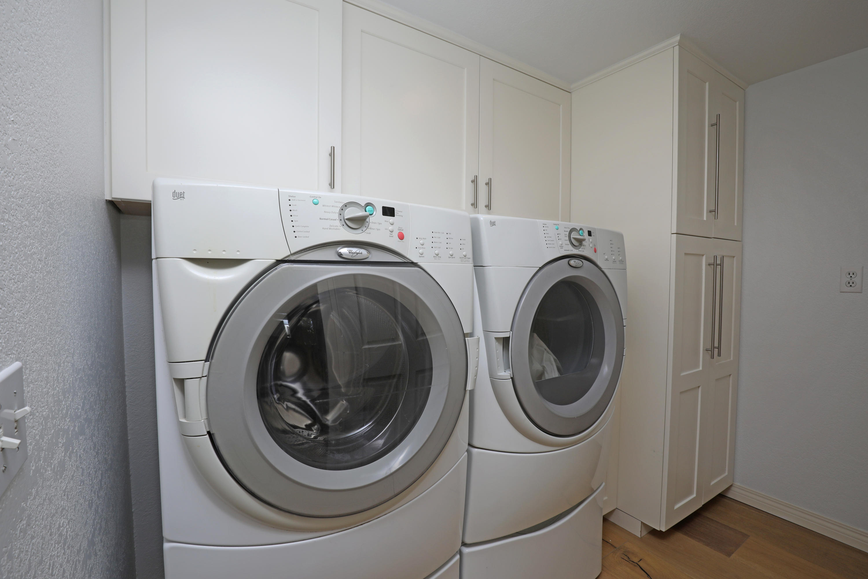 3713 Hitchcock Ranch Road Santa Barbara, CA 93105 - Photo 25 of 28 a utility room with dryer and washer