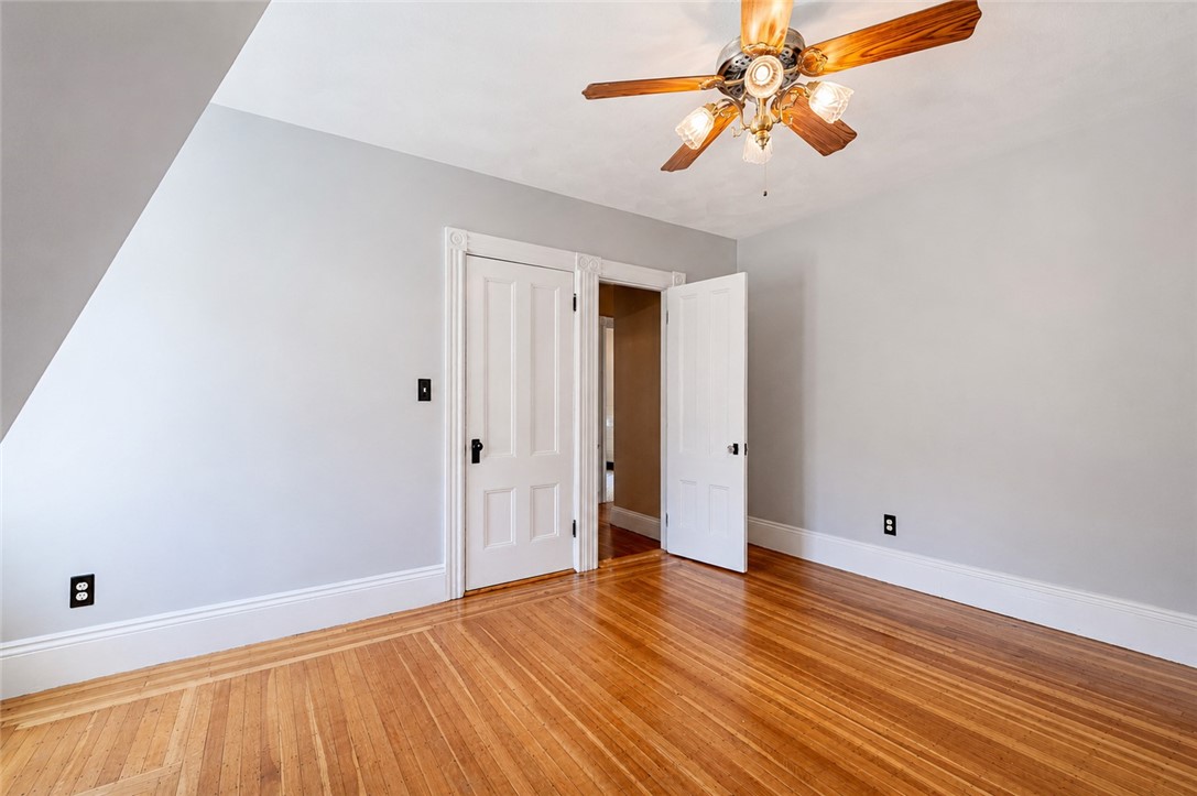 225 Hunts Avenue Pawtucket, RI 02861 - Photo 31 of 35