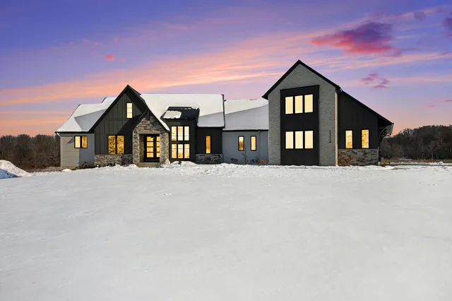 $1,299,000 | 3324 Hideaway Drive, Caledonia, MI 49316