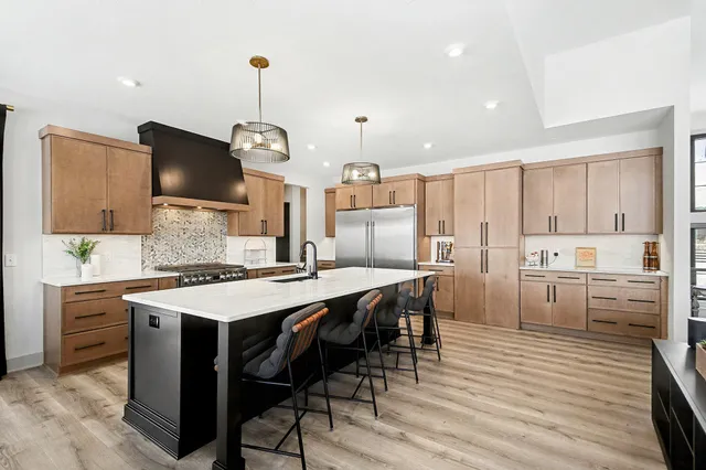 $1,299,000 | 3324 Hideaway Drive, Caledonia, MI 49316