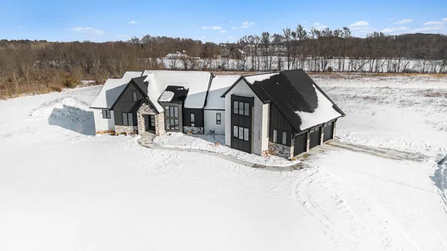$1,299,000 | 3324 Hideaway Drive, Caledonia, MI 49316