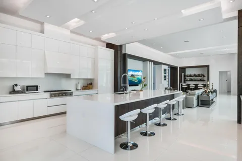 $7,600,000 | 17106 Ave Le Rivage, Boca Raton, FL 33496