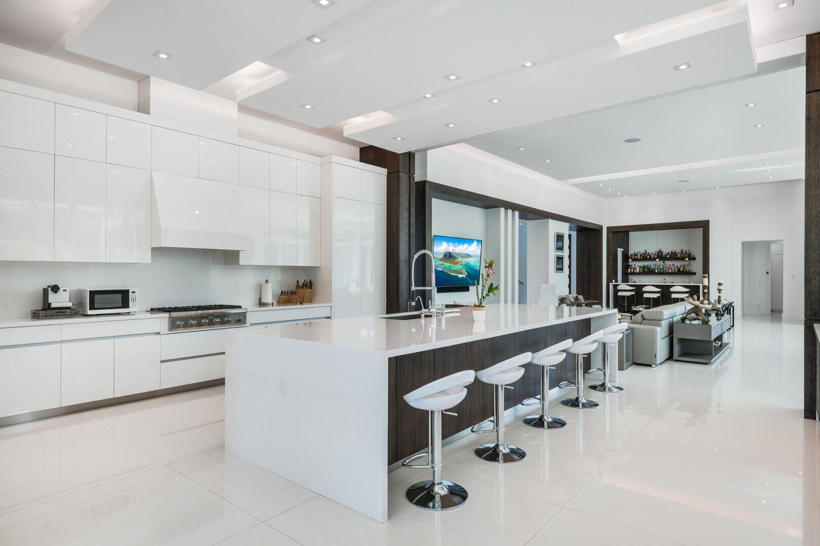 17106 Ave Le Rivage Boca Raton, FL 33496 - Photo 23 of 76 Kitchen