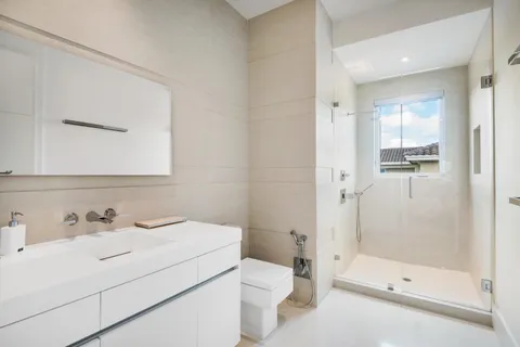 $7,600,000 | 17106 Ave Le Rivage, Boca Raton, FL 33496